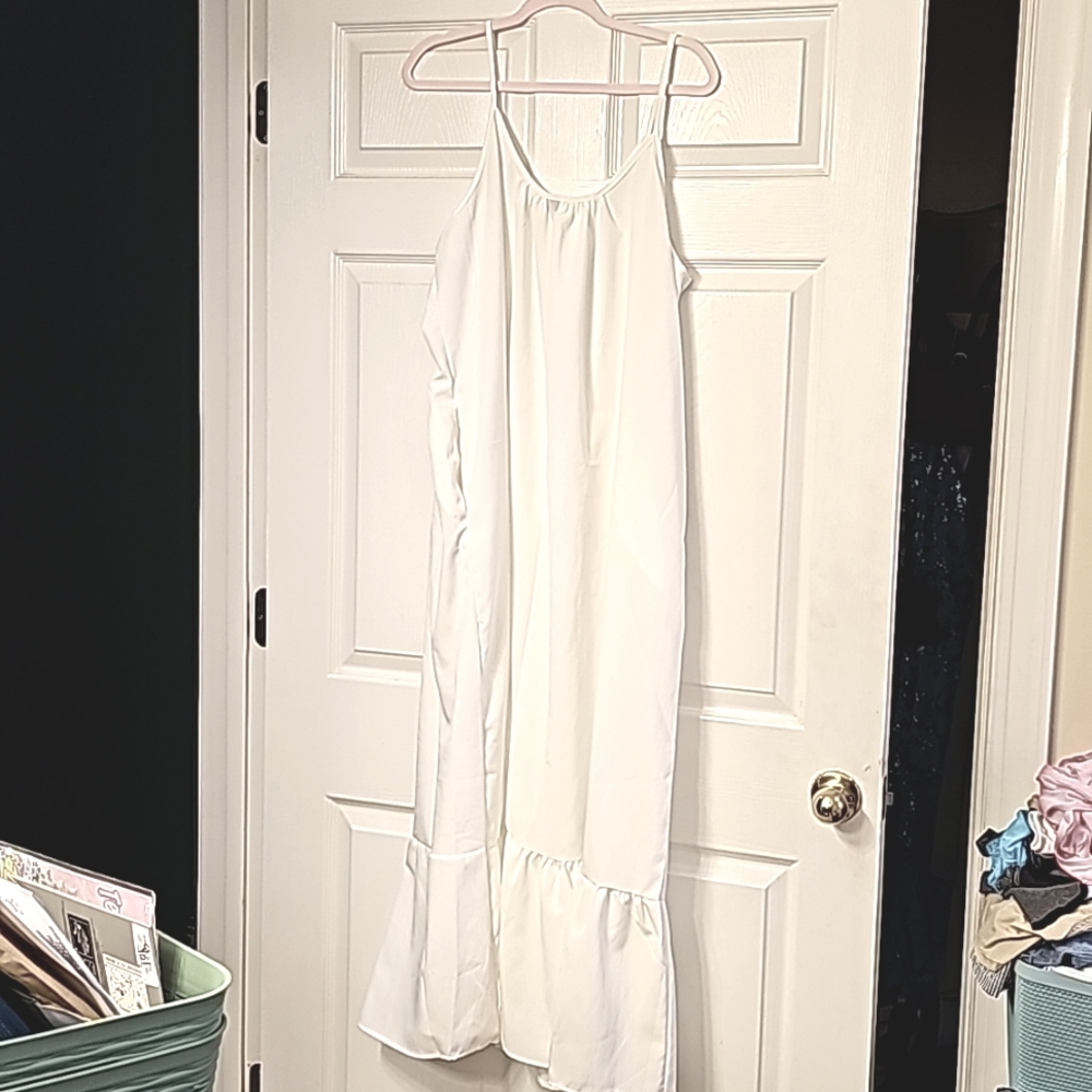 Long white dress
